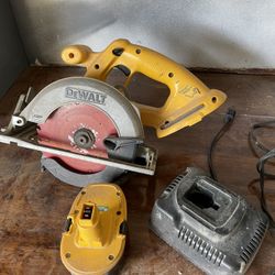 18 Volt 6 1/2 Dewalt Circular Saw 