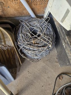 Barbed Wire 4pt. 500ft+ roll