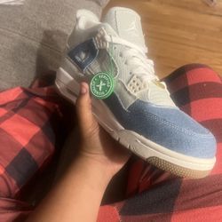 WORN BLUE JORDAN 4 SIZE 12 men