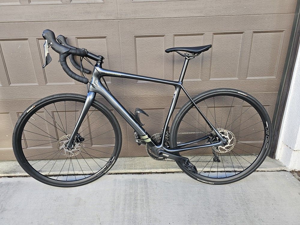 2021 Cannondale Synapse Carbon 105 Size 54 Road Bike