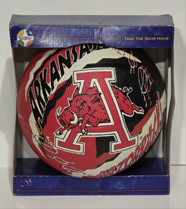 ARKANSAS RAZORBACKS Logo Basketball Ball FOTOBALL SPORTS Size 29.5 Vintage 1990s