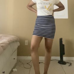 Forever 21 Pencil Skirt - Size 6