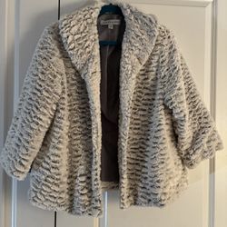 Samantha Grey Textured Cream Faux Fur Jacket Size 12