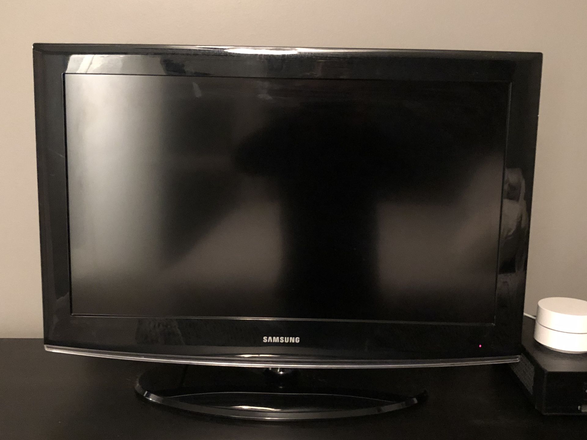 32 inch Samsung HDTV
