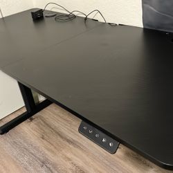 Adjustable Gaming Table/work table 