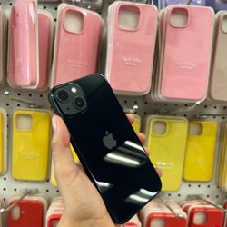 IPhone 13 512GB UNLOCKED 
