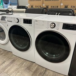 LG newer model ThinQ washer and dryer set gas dryer with warranty used