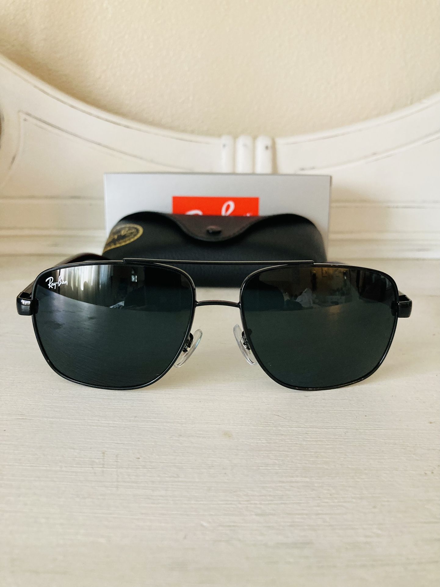New RayBan Sunglasses With Original Rayban Packaging (Father’s Day Gift Idea)
