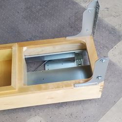 Rev-a-shelf Single 35qt Trash Pullout 