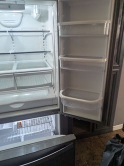 Whirlpool French Door refrigerator