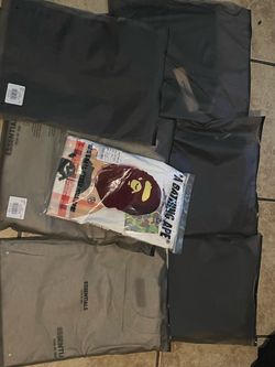 Lmk 30$ each size L and size XL Lmk 30$