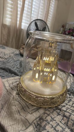 Bath body works castle holder