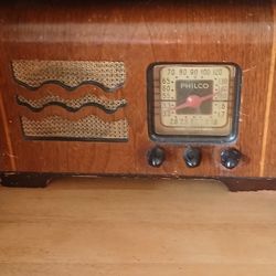 Philco Antique Radio