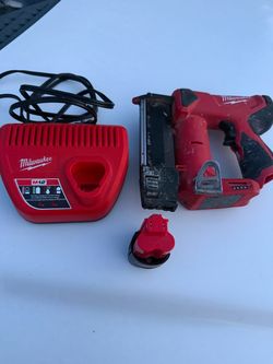 Milwaukee Pin Nailer