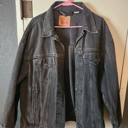 Womens Levi Jacket 