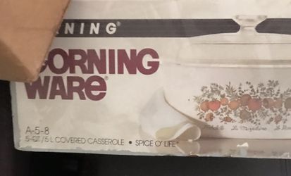 Corning 5 qt covered casserole spice of life