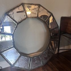 Vintage Style Mirrored Frame