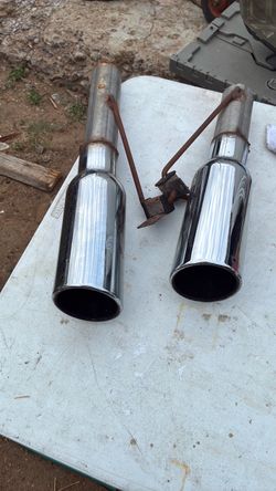 Pair of Chrome Exhaust Tips with Hangers
