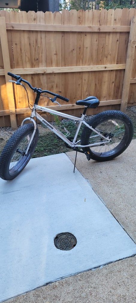 Moongose Malus 26 Inches Fat Tire Bike