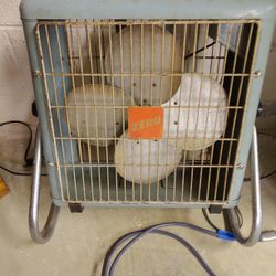 Vintage McGraw Edison ZERO Metal Turquoise 3 speed Box Fan 15" Model