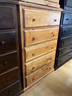 Five drawers jumbo dresser