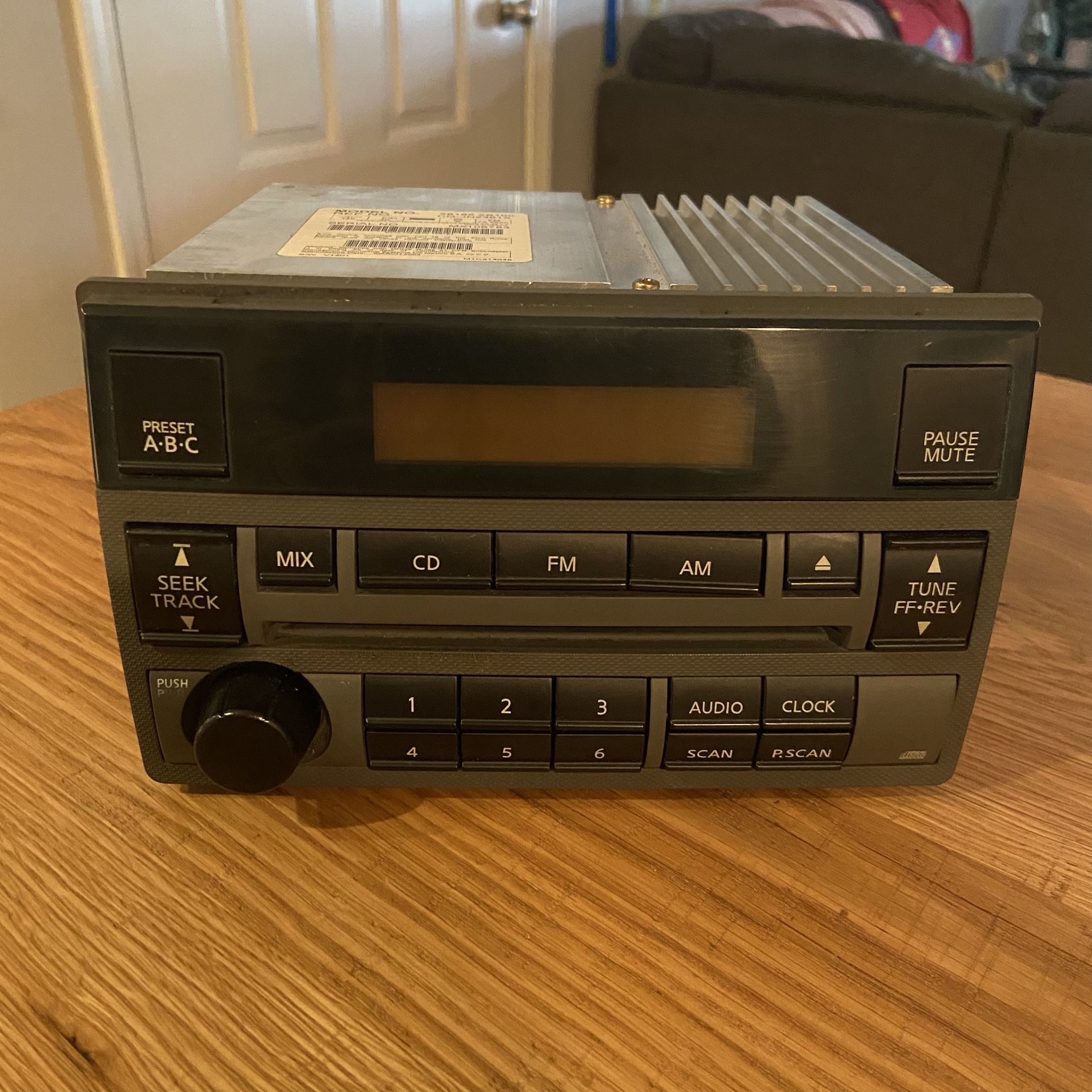2005 2006 Nissan Altima Car Radio Stereo CD Player 28185-ZB100 Original OEM