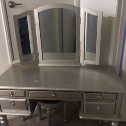 Makeup Desk