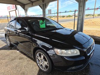 2010 Volvo S40  4 cylinder  Automatic