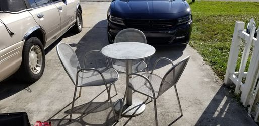 Metal chair and table set have 2 tables one in better condition then other 6 chair