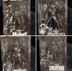 Full complete set of the teenage mutant Ninja turtles as universal monsters