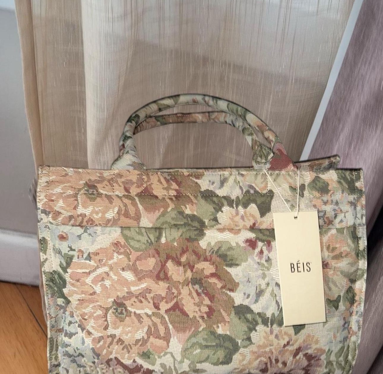 BÉIS Book Tote - Tapestry print Limited Edition Sold Out - NWT