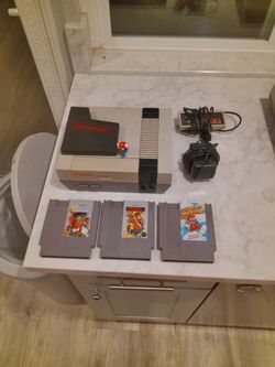 Nintendo With 3 Games 