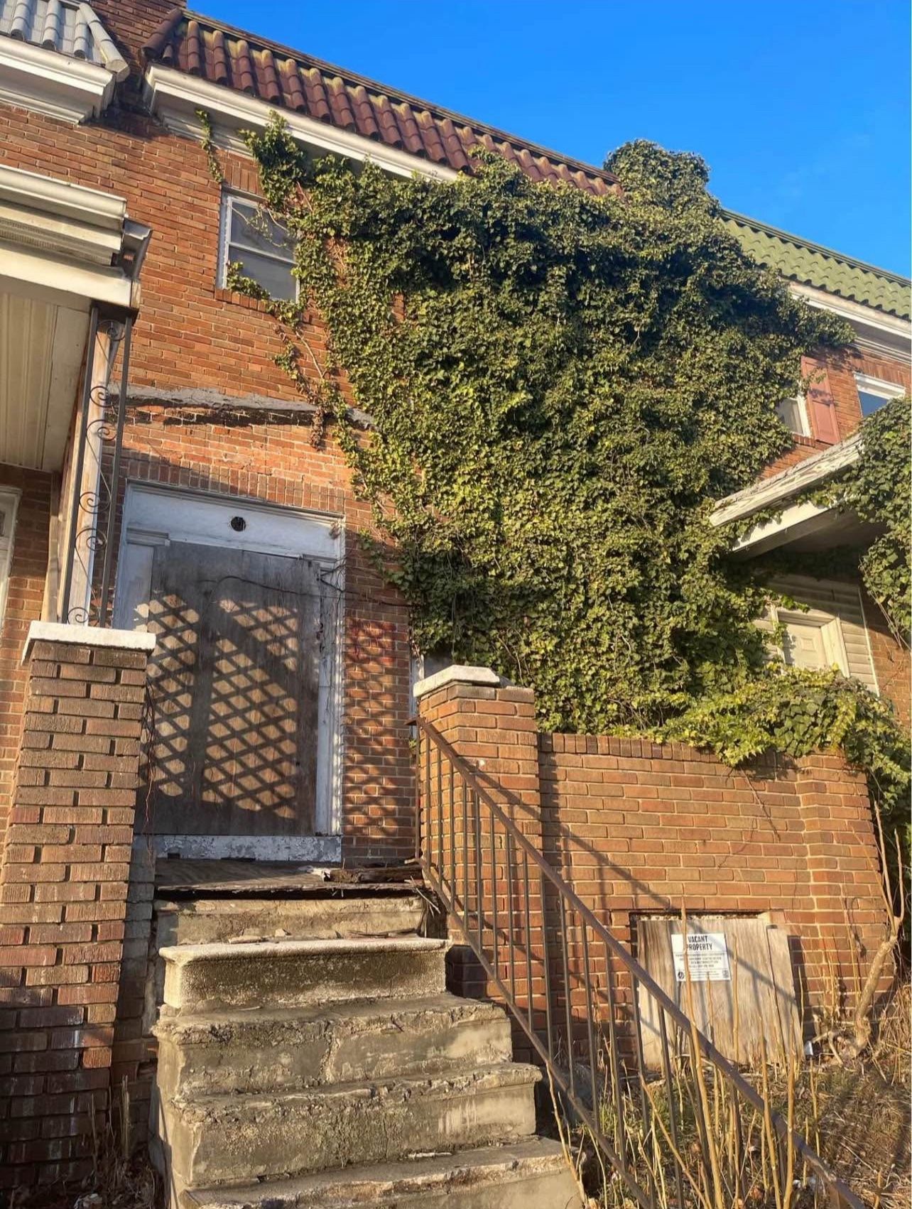 2424 W. FRANKLIN ST; 21223