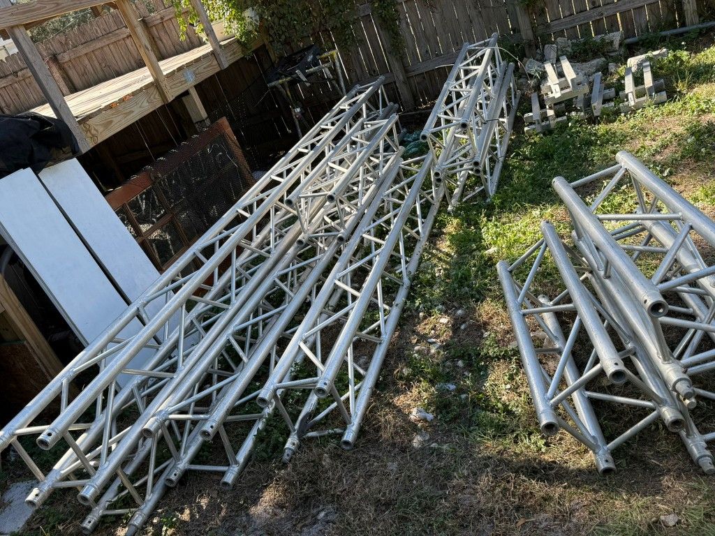Global Truss