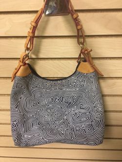 Dooney and bourke purse