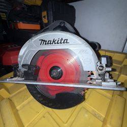 Makita Saw