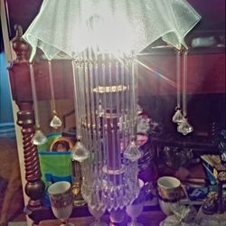 RARE VINTAGE CRYSTAL LAMP