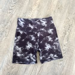NWOT Forever 21 black tie dye biker shorts size S