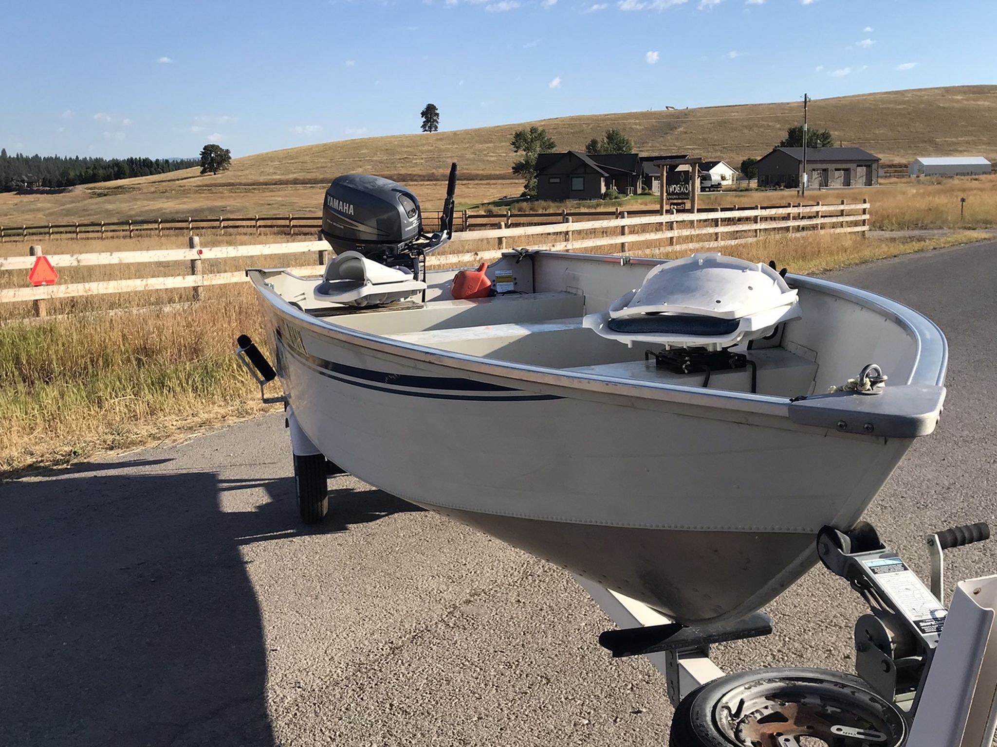 2003 Aluminum Fishing Boat W/25hp Yamaha