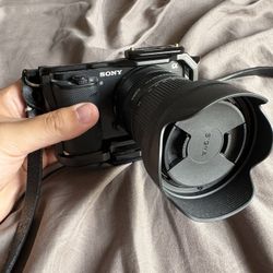Sony ZV-E10 