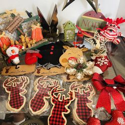 Christmas Decorations Lot