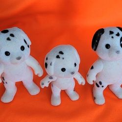 Sylvanian families Dalmatian dog figures Lot, used calico critters Mom, Dad, Child