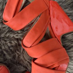 QUPID WEDGE HEELS SZ 6