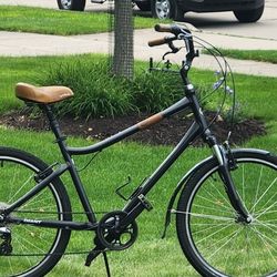 GIANT SUEDE 7D - LARGE FRAME BIKE - SEVEN SPEED - SUSPENSION FORK - COMPLETELY SERVICED
