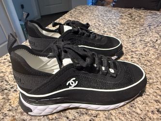 Chanel  women sneaker size 39