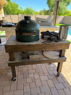 Outdoor table made for Big Green Egg - TABLE ONLY!