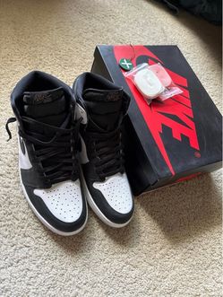 Jordan 1 Bleached Coral Men’s *NEW* Size 13