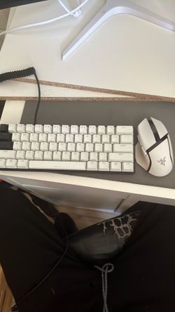 Razer huntsman minix Razer basilisk v3 hyper speed