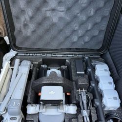 Dji Matrice 4E Enterprise Drone 3X Batteries Fast Charger And Accessories 