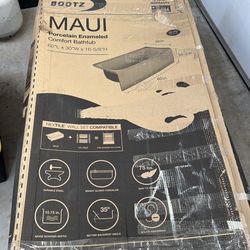 Porcelain enameled comfort bathtub